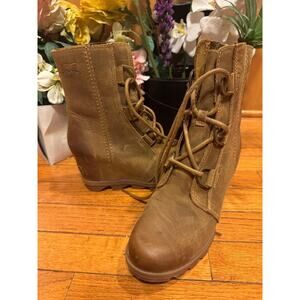 nwob Joan of Arctic Wedge ll tan Ankle waterproof boots size eu 38 us 7 (bot1400